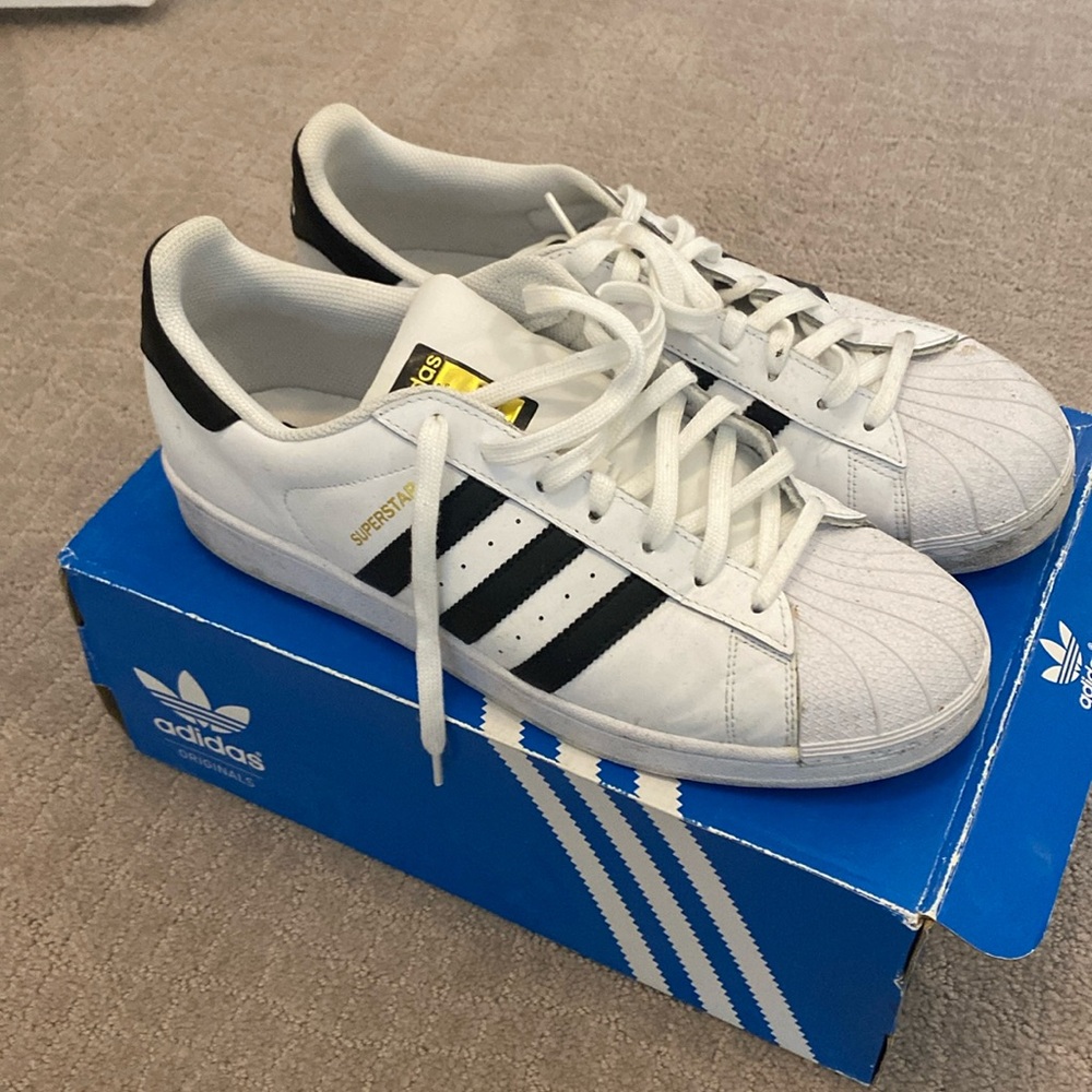 adidas Superstar Men’s Sneakers White with Black Stripes